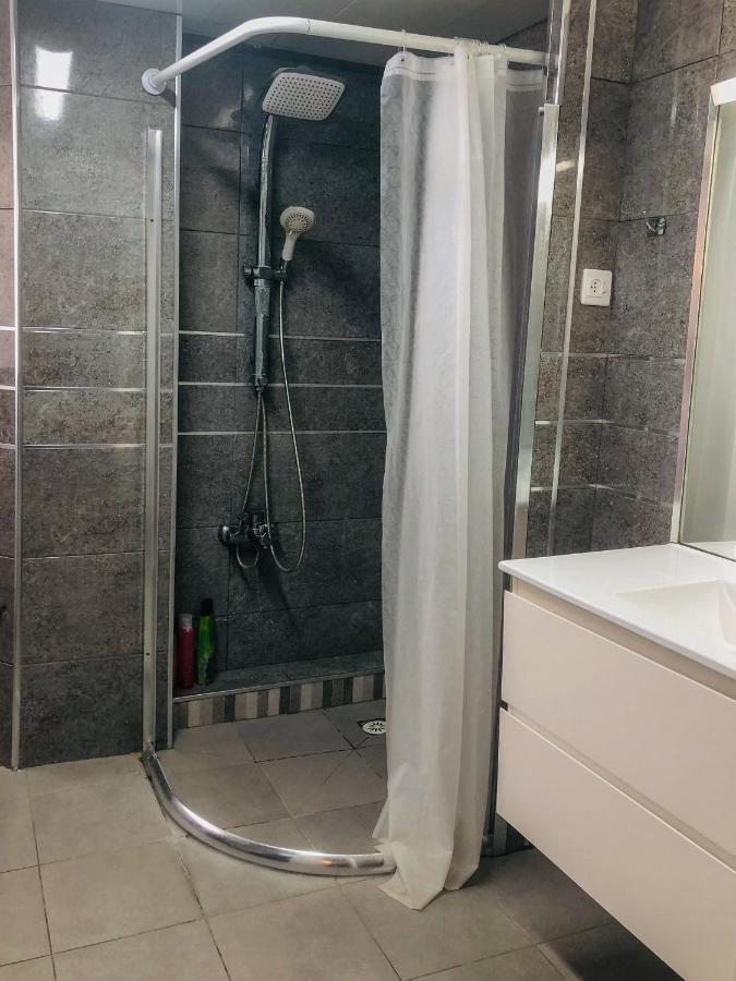 נתניה Royal Apartment On The Sea מראה חיצוני תמונה